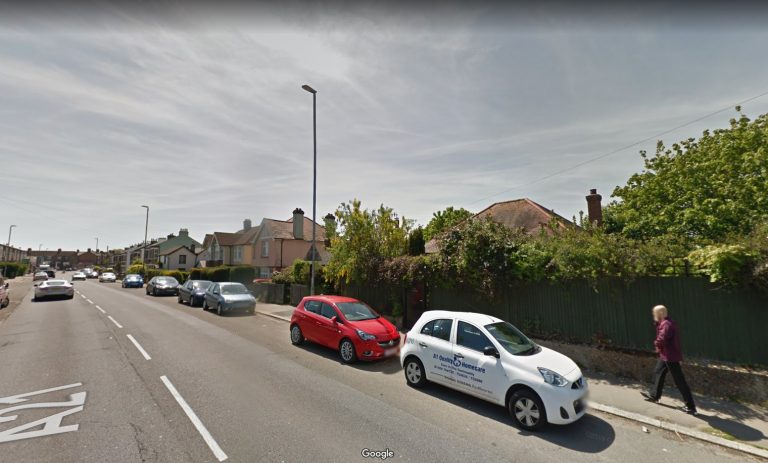 140 Sedlescombe Road North, St Leonards